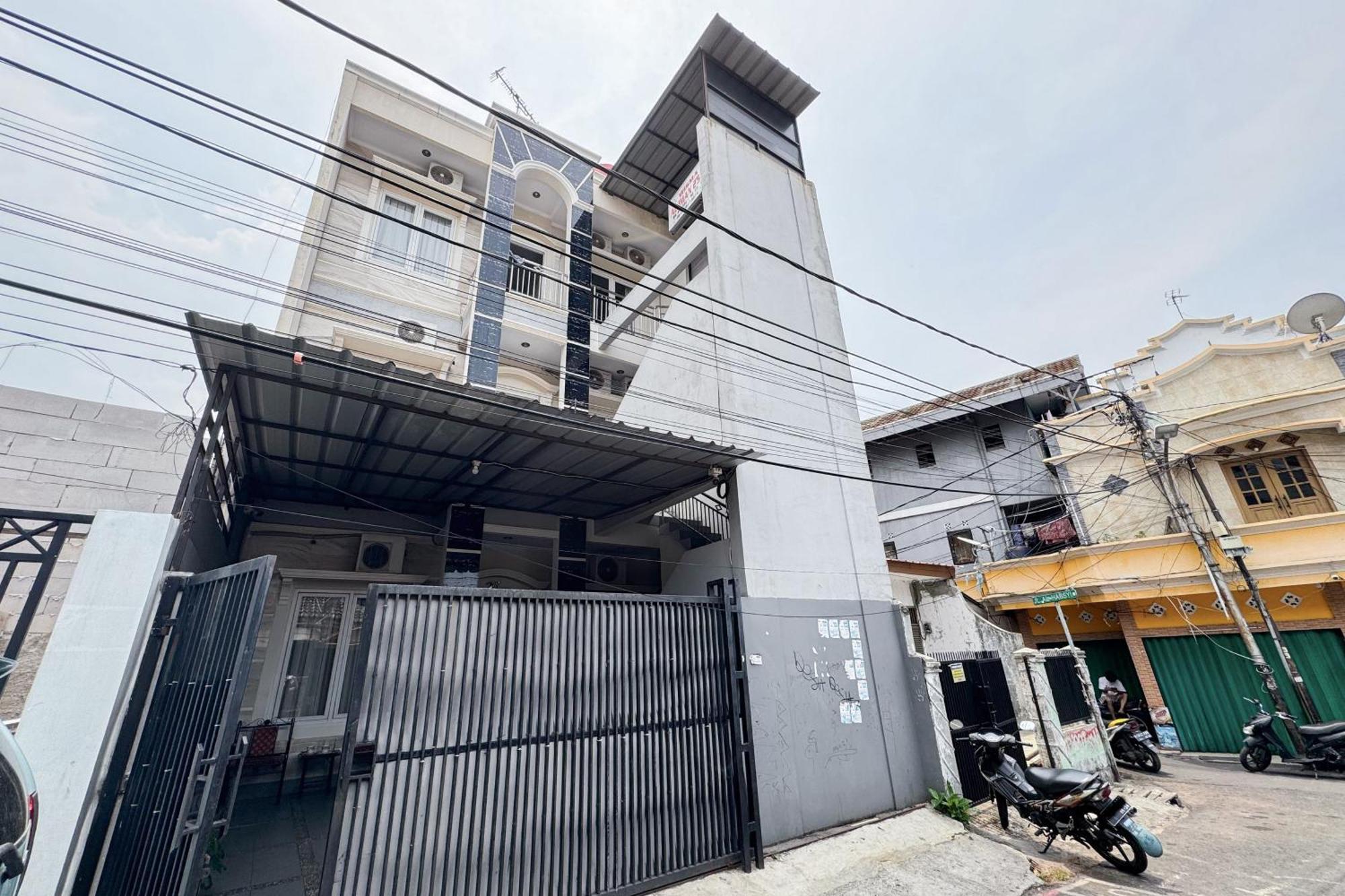 Al Iman Syariah 25 Mitra Reddoorz