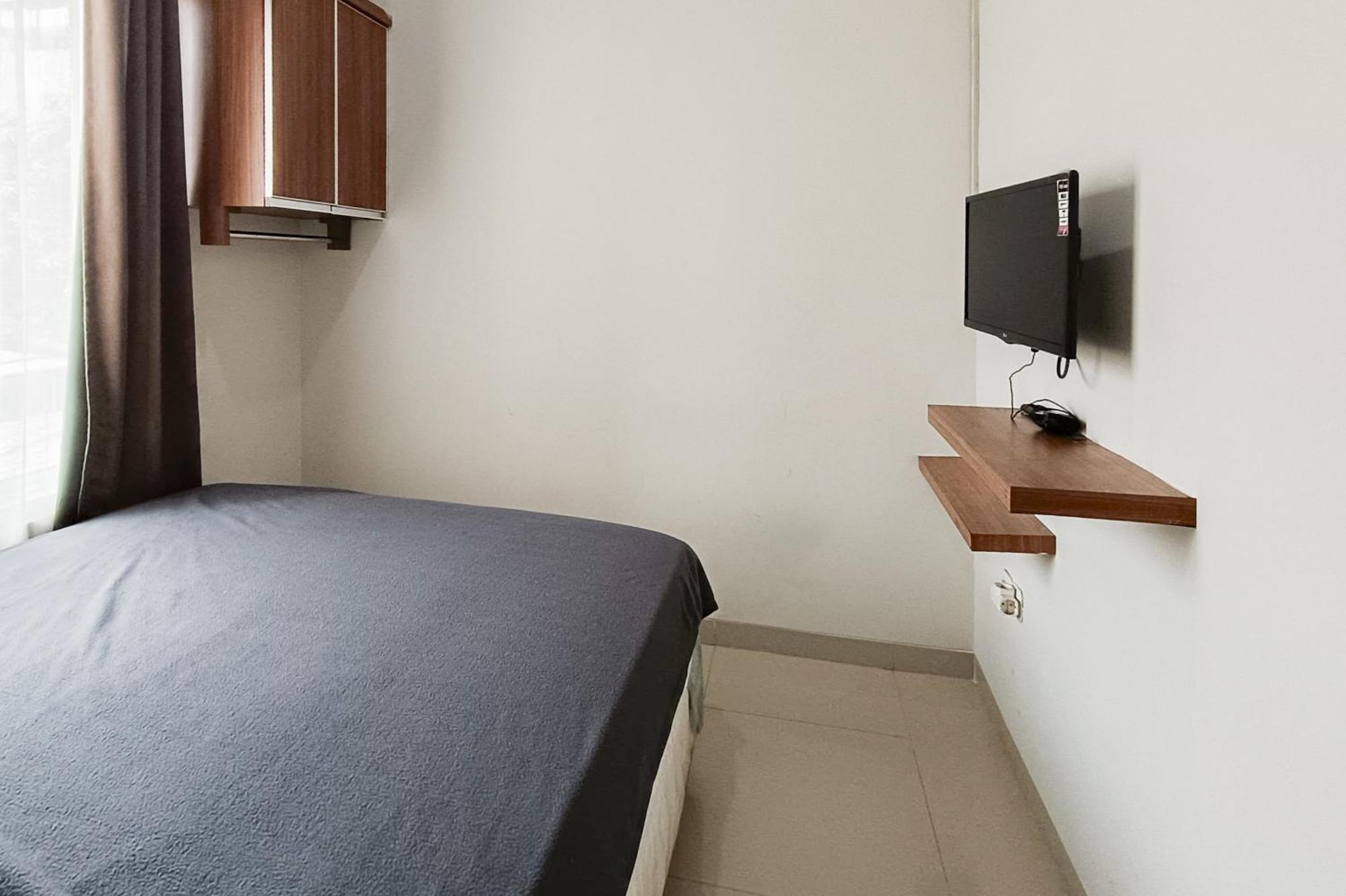 Al Iman Syariah 25 Mitra Reddoorz Jakarta